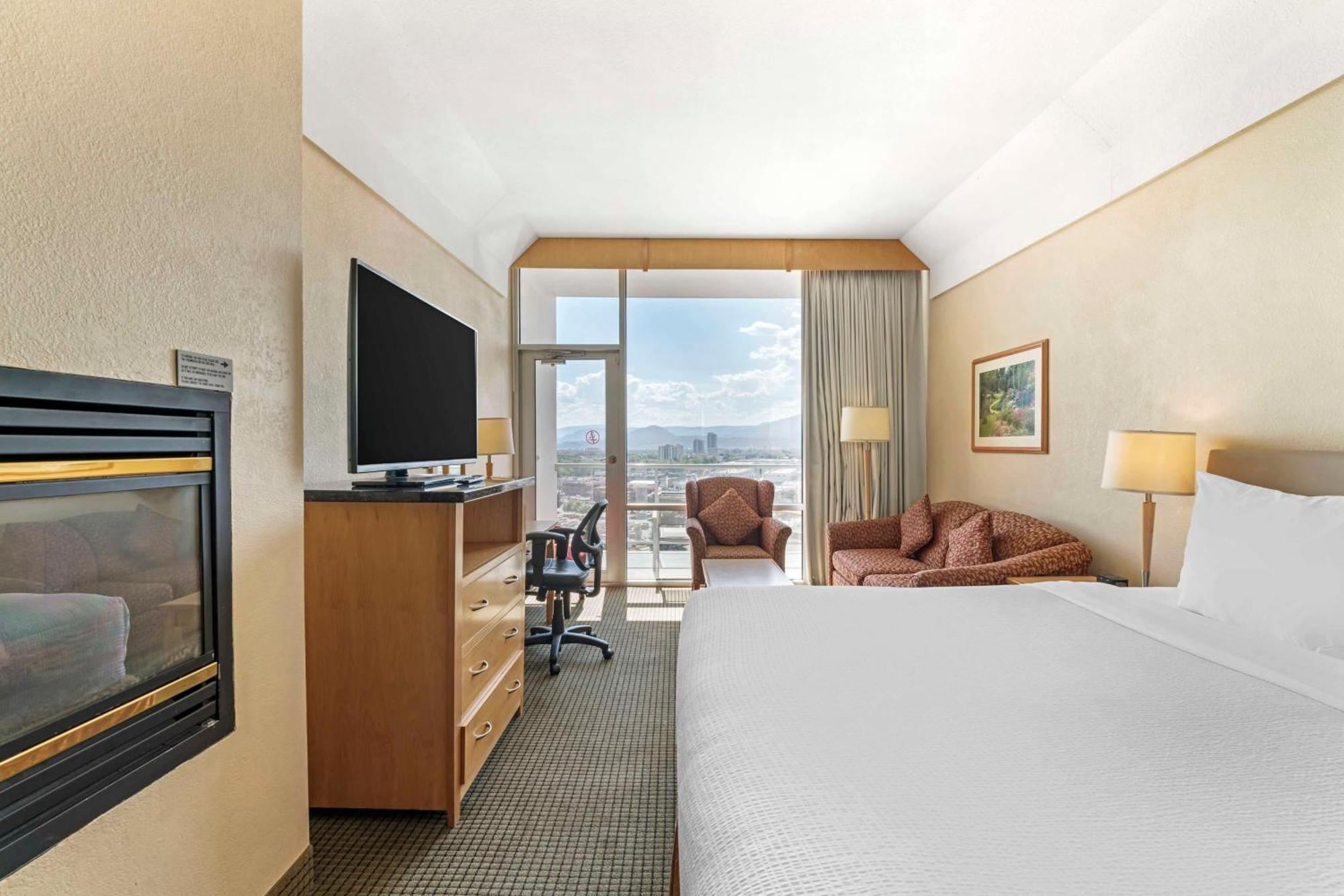 Best Western Plus Kelowna Hotel & Suites Εξωτερικό φωτογραφία
