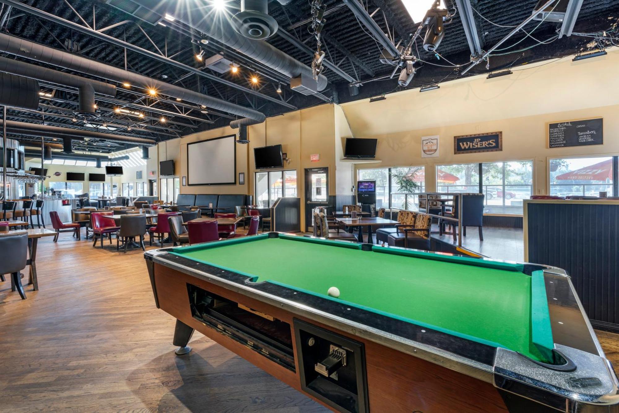 Best Western Plus Kelowna Hotel & Suites Εξωτερικό φωτογραφία