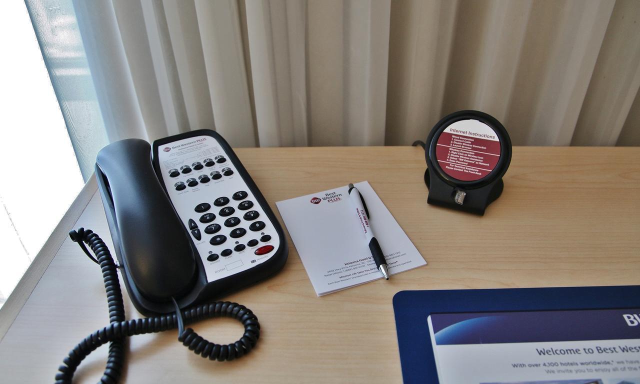 Best Western Plus Kelowna Hotel & Suites Εξωτερικό φωτογραφία